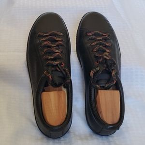 Gucci Men's Athletic Black Shoes